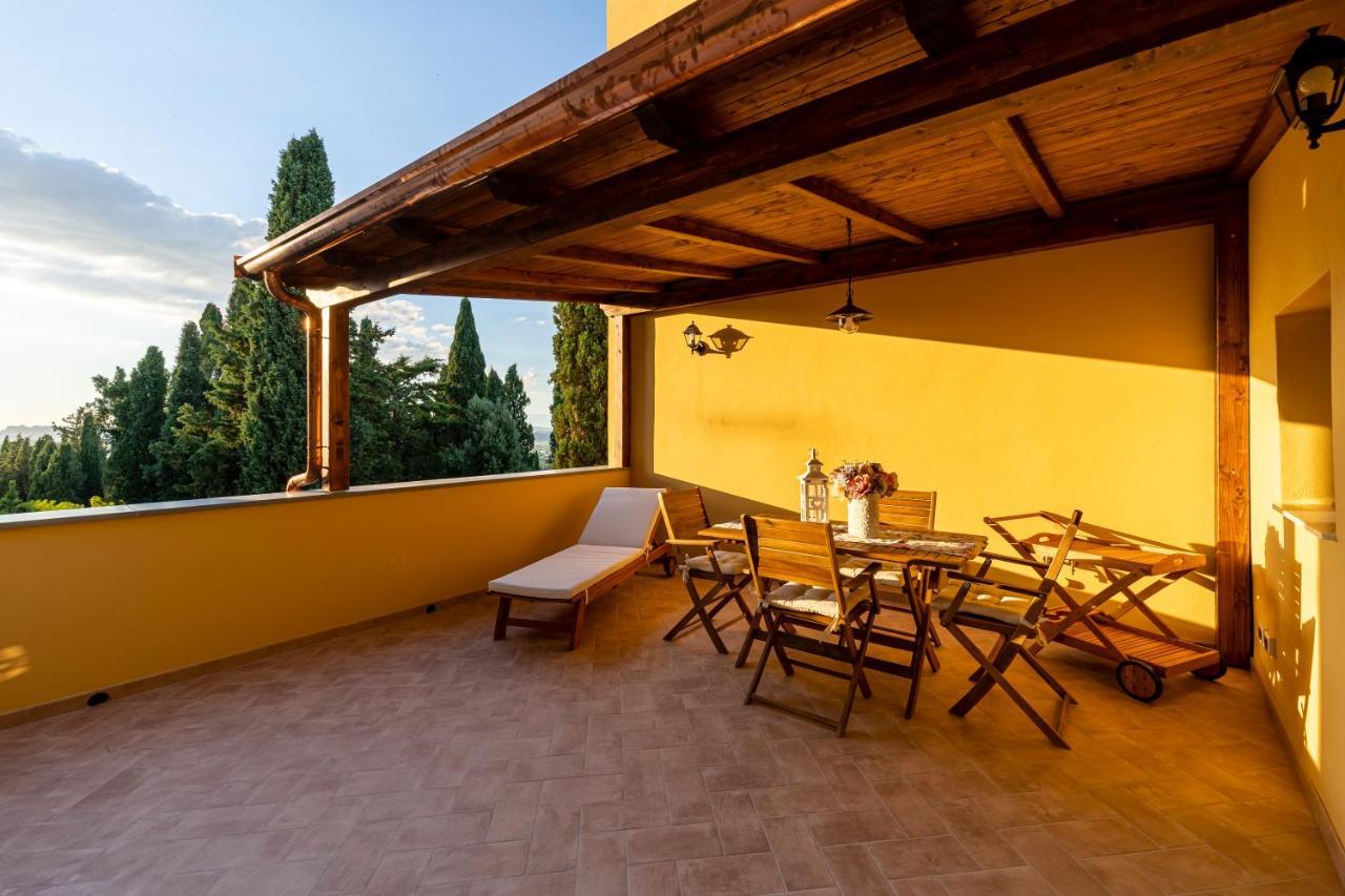 Lajatico Rentals - Terrazza Sul Tramonto Del Silenzio ภายนอก รูปภาพ