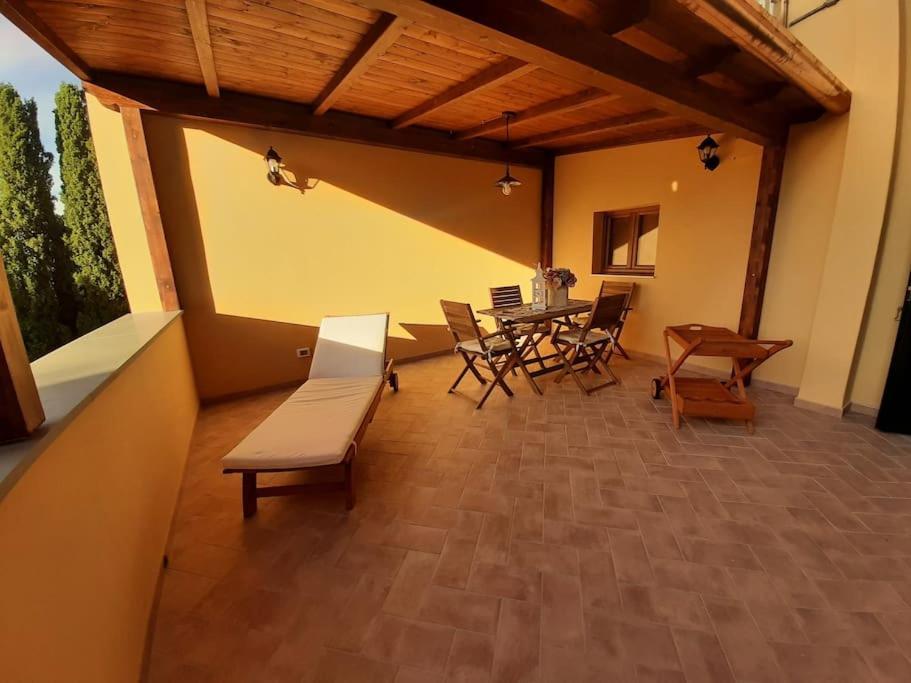 Lajatico Rentals - Terrazza Sul Tramonto Del Silenzio ภายนอก รูปภาพ