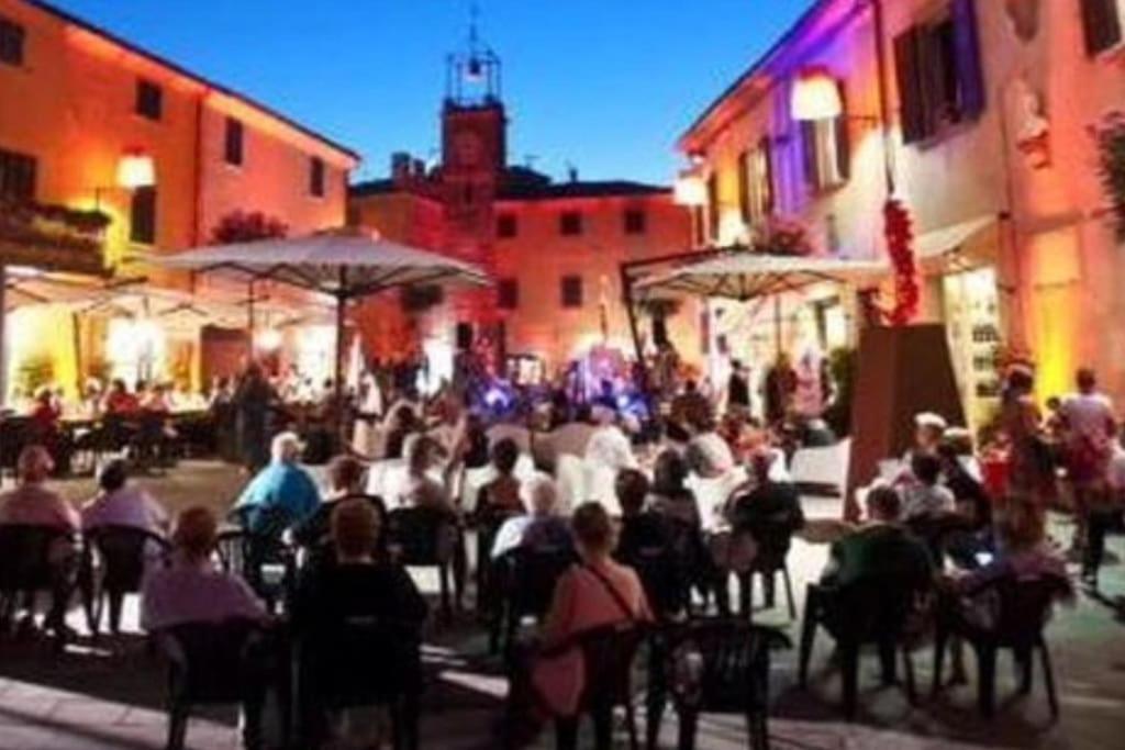 Lajatico Rentals - Terrazza Sul Tramonto Del Silenzio ภายนอก รูปภาพ